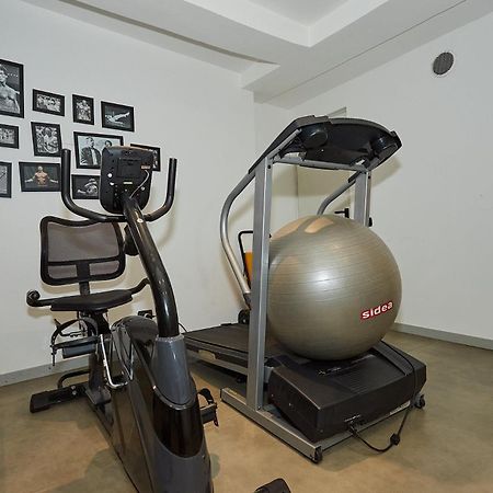 Pier Capponi Studios Милано Екстериор снимка