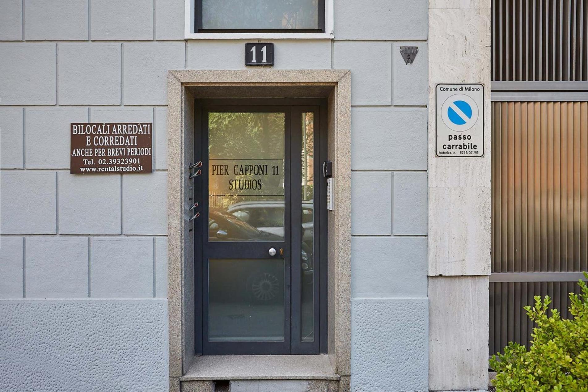 Pier Capponi Studios Милано Екстериор снимка