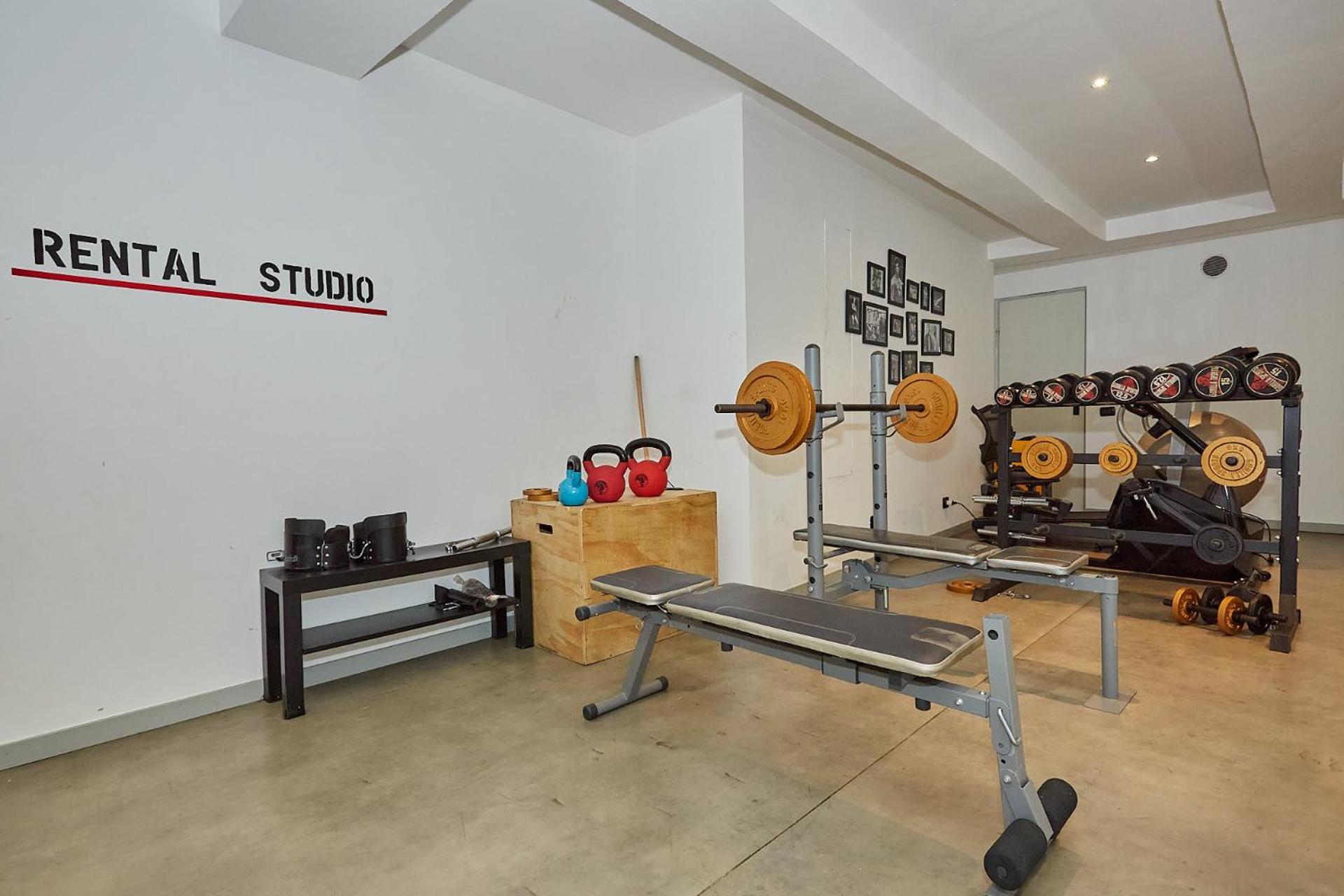 Pier Capponi Studios Милано Екстериор снимка